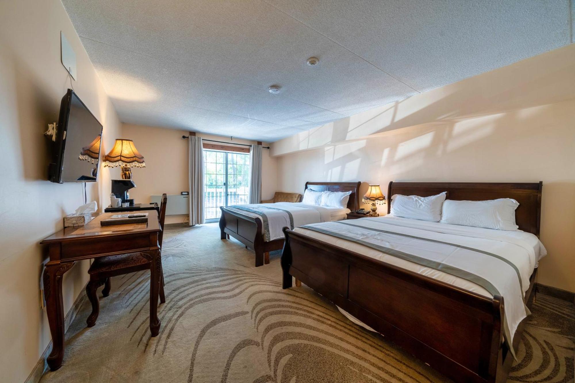 Fullerton Manor 3* Niagara Falls